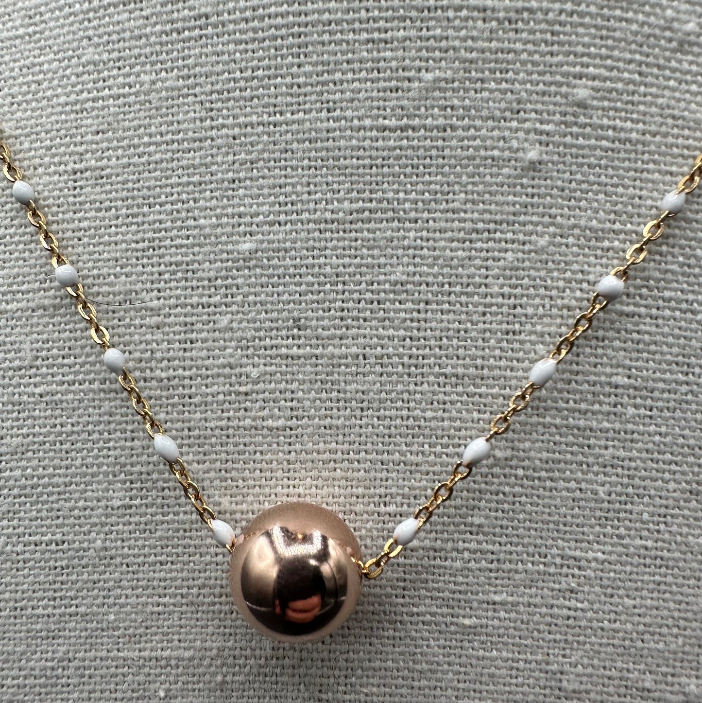 Bellvue Chain with Ball Pendant